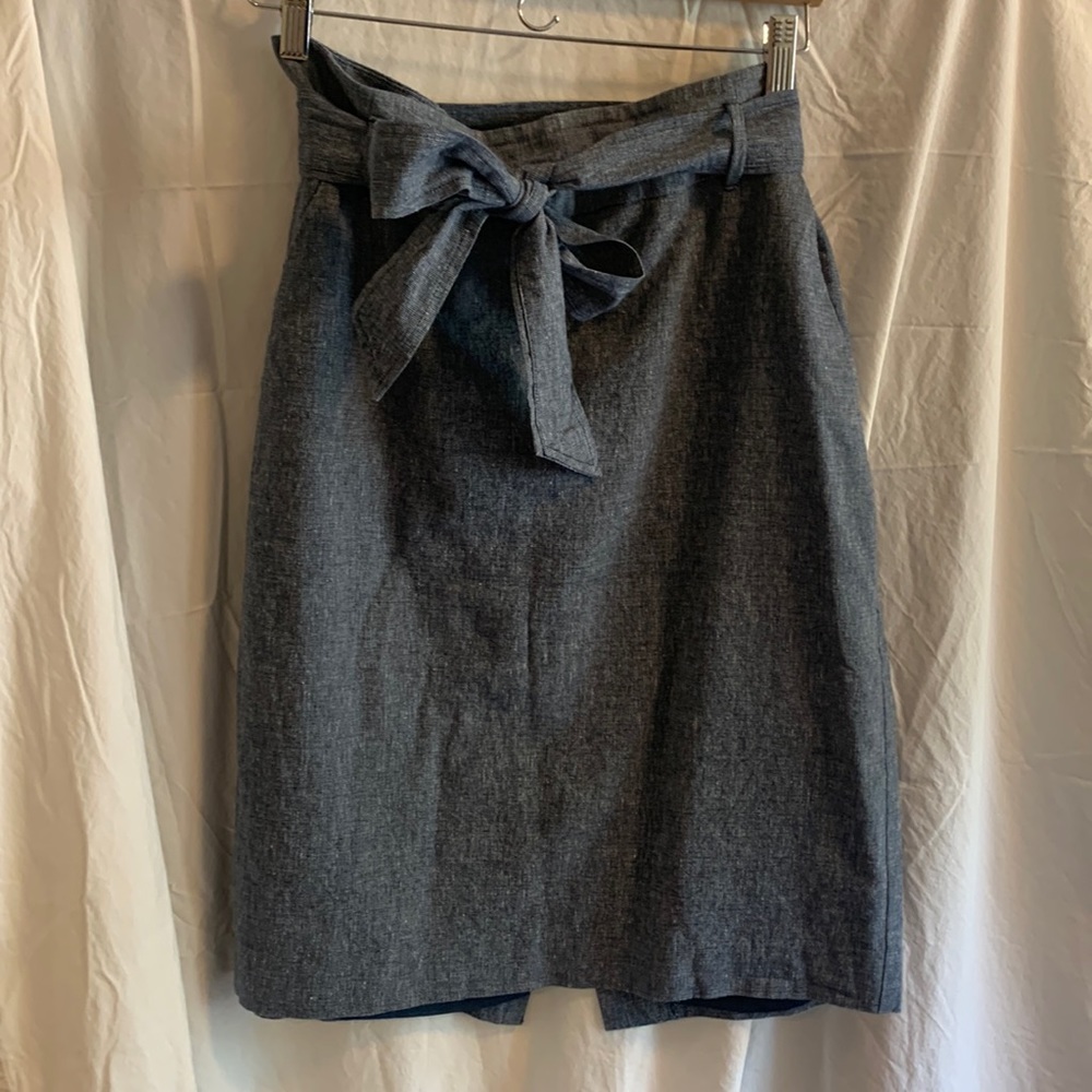 Pencil skirt chambray Ann Taylor size 6